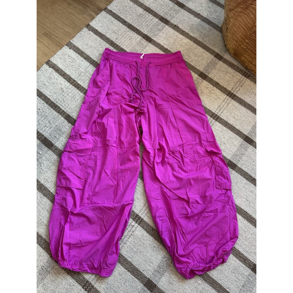 Anthropologie Daily Practice Base Jump Parachute Pants Medium Magenta Disco Pink - Picture 2 of 10